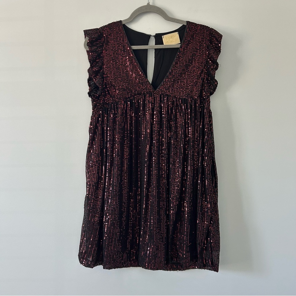 Judith March Merlot Black Sequin Ruffle Sleeve Holiday Glow Babydoll Romper M